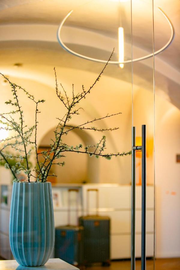 Hotel Maxplatz Хоф Екстериор снимка