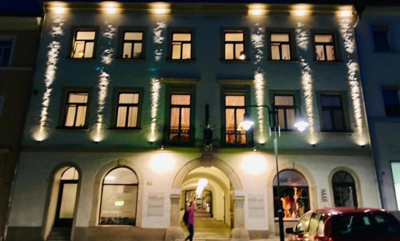 Hotel Maxplatz Хоф Екстериор снимка