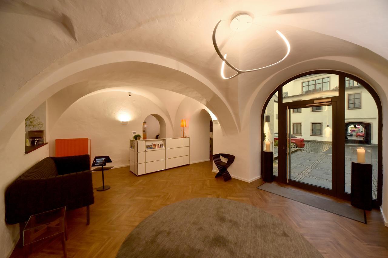 Hotel Maxplatz Хоф Екстериор снимка