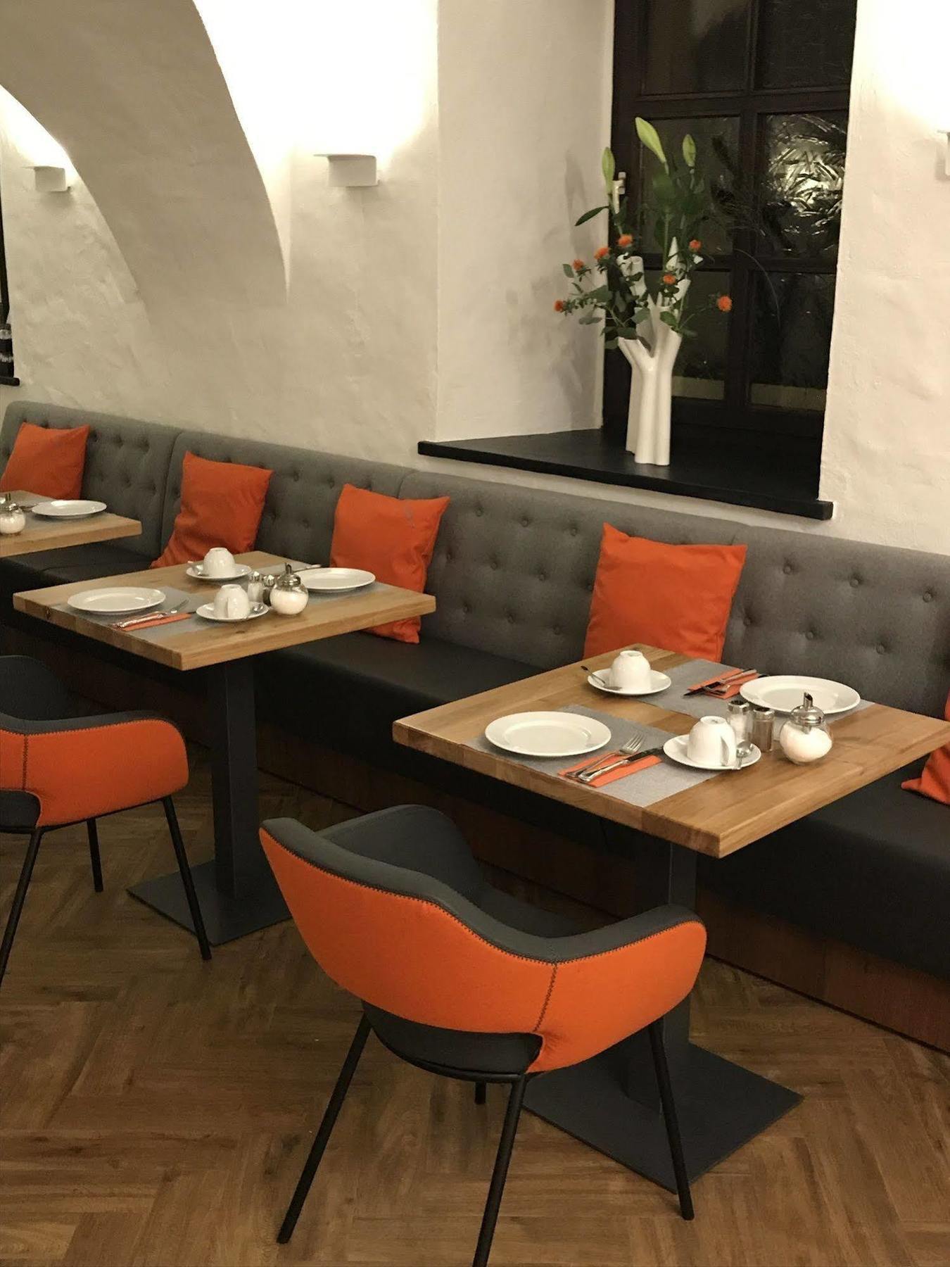 Hotel Maxplatz Хоф Екстериор снимка