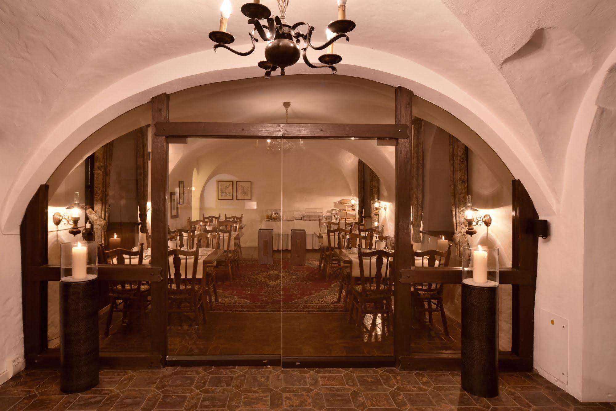 Hotel Maxplatz Хоф Екстериор снимка