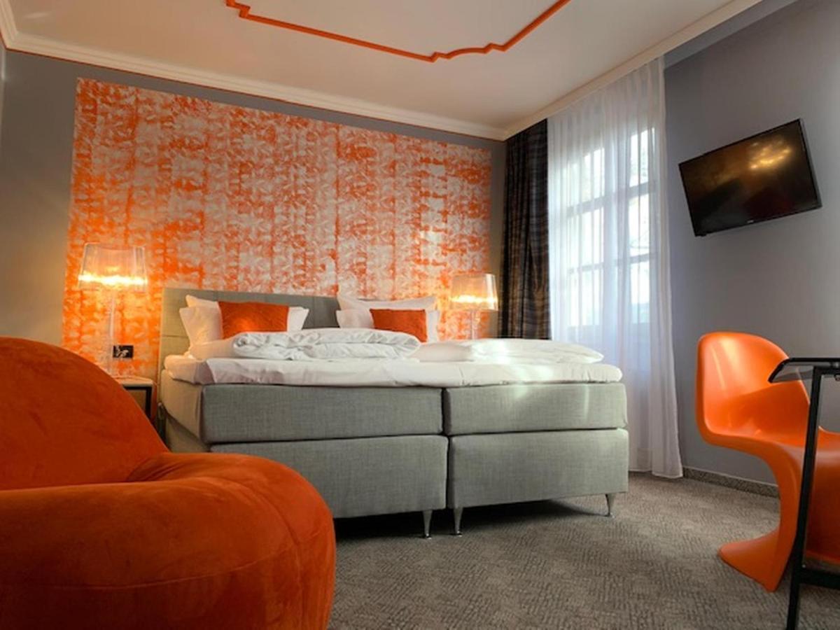 Hotel Maxplatz Хоф Екстериор снимка